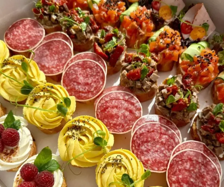 Фуршет, закуски, гастробоксы, детское меню, фотография 1