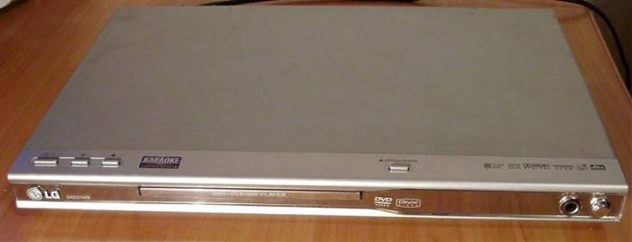 Продам DVD плеер LG DKE574XB, фотография 1