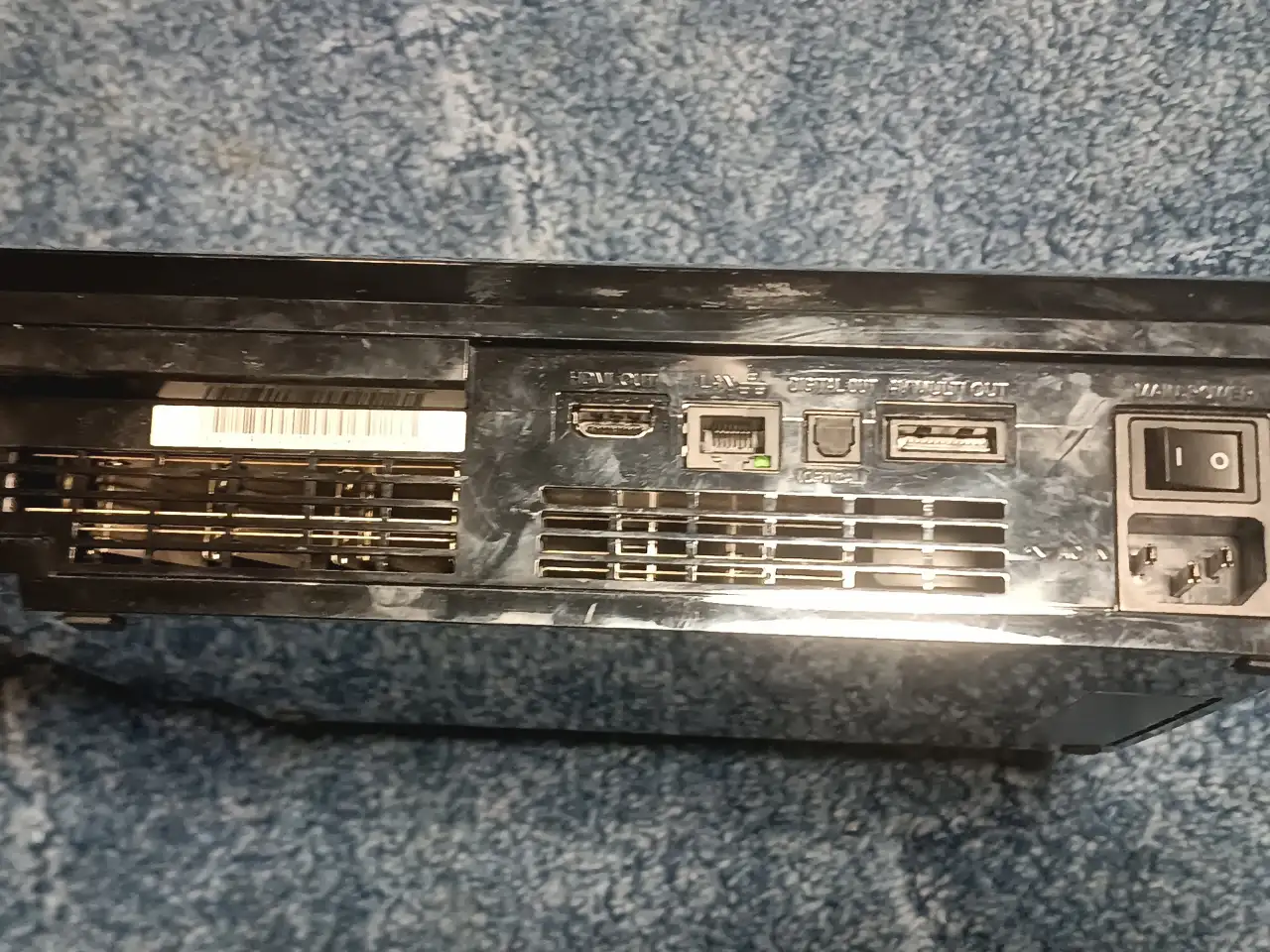 Sony PlayStation 3 на запчасти после скальпирования не работает, фотография 2
