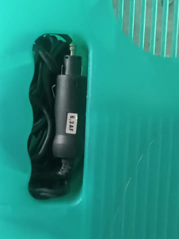 Автомобильный холодильник Electro Kuhlbox E 15 от прикуривателя, фотография 5