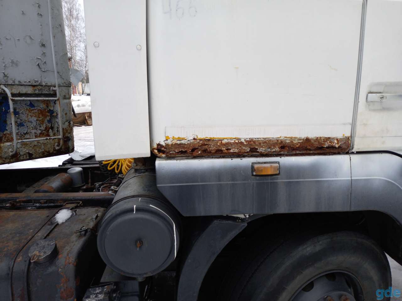 Грузовой седельный тягач MAZ 5440A8 2010 г.в., фотография 7