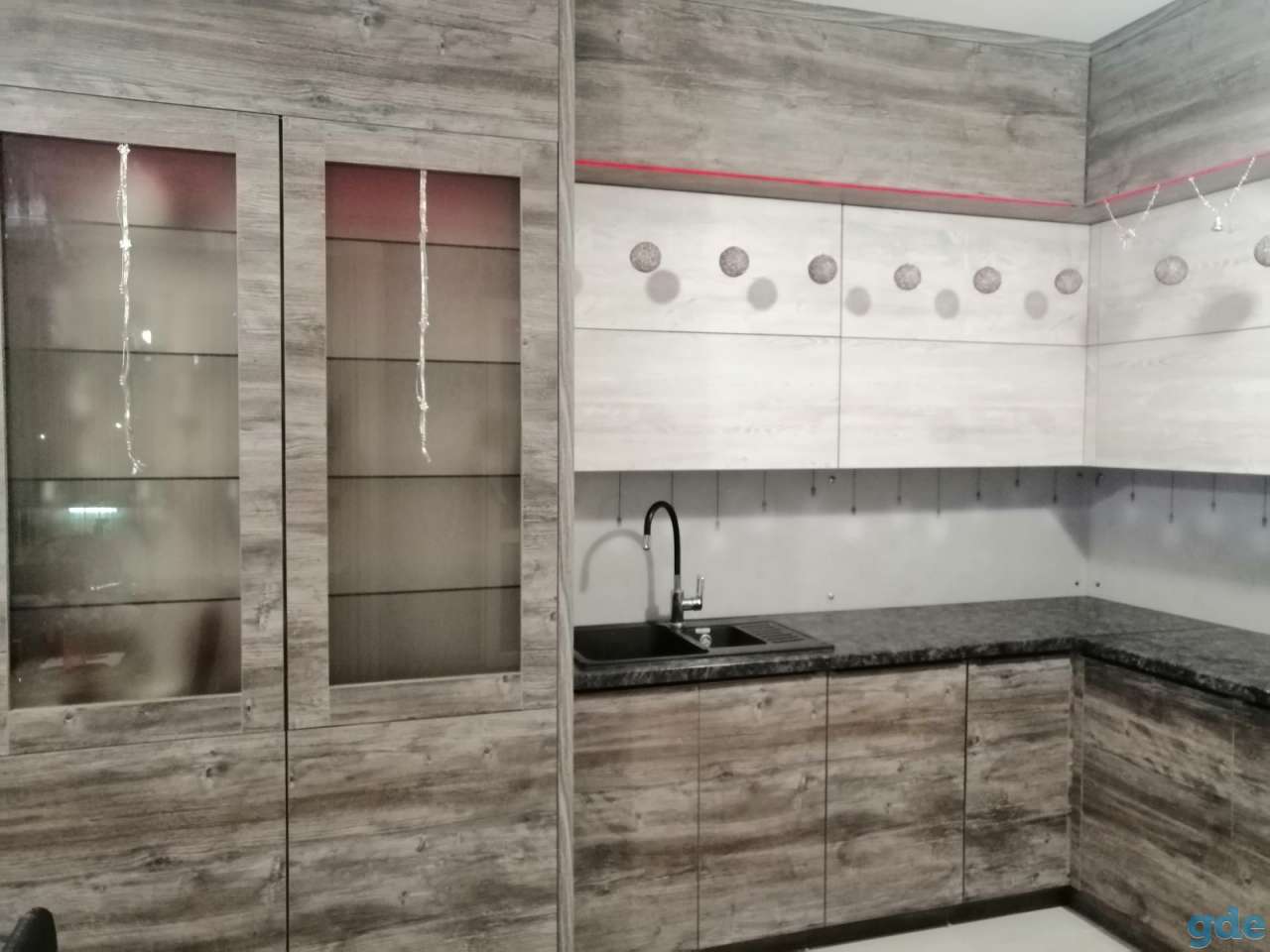 Стекла, зеркала, скинали, фотография 7