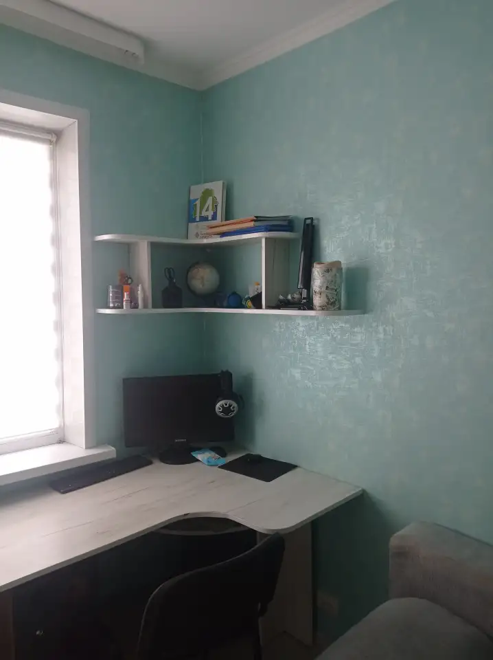 Продам стол и угловую полку, фотография 2