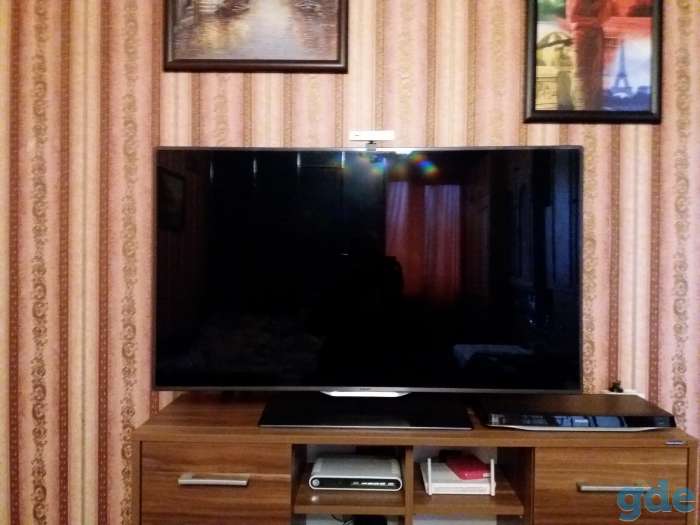 ТВ Philips 46 PFL8007, фотография 2