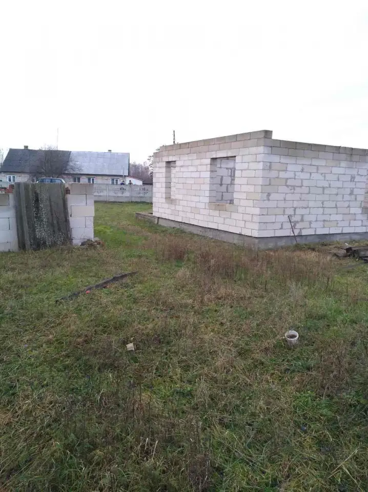 Продам участок в Микашевичах с недостроенным домом и гаражом, фотография 3
