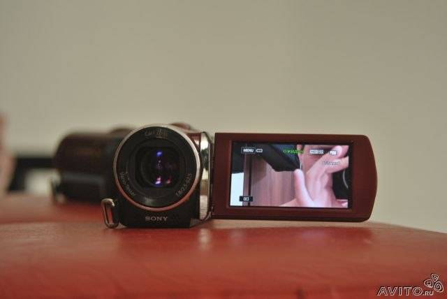 продам видеокамеру SONY HDR-CX620B, фотография 2