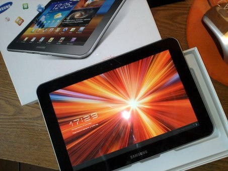 Продам Планшет Samsung Galaxy Tab 8.9 16GB Soft Black (GT-P7310) , фотография 1