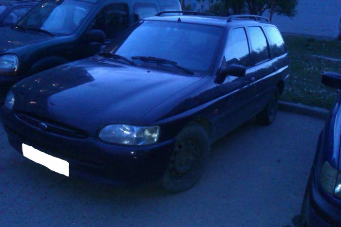 Продам или обменяю Ford, фотография 1