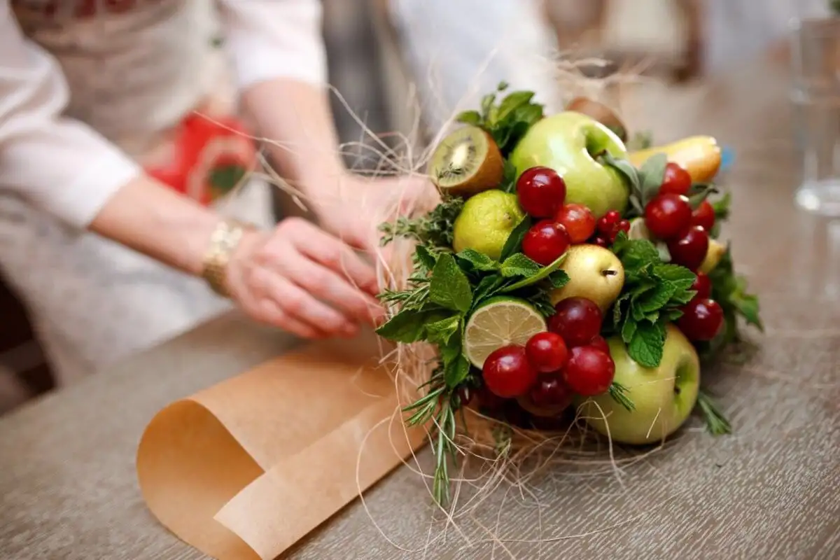 Курсы Фуд-Флорист (букеты из продуктов питания), фотография 1