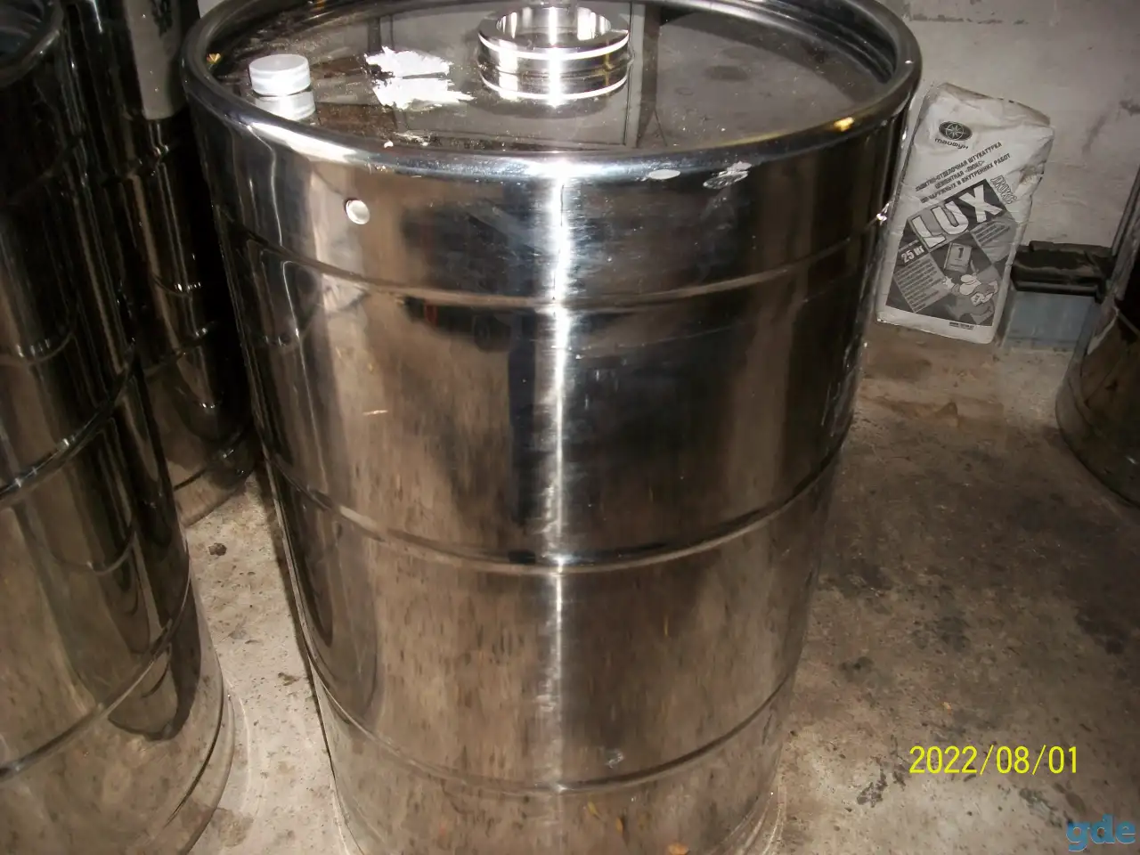 Продам бочку из нержавейки с 2-мя пробками, фотография 1