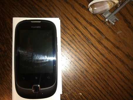 продам huawei ascend y 100, фотография 2