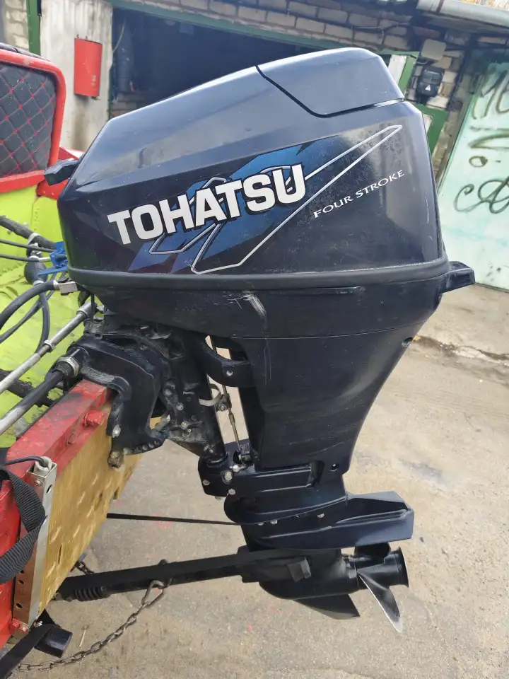 Лодочный мотор Tohatsu 20, фотография 3