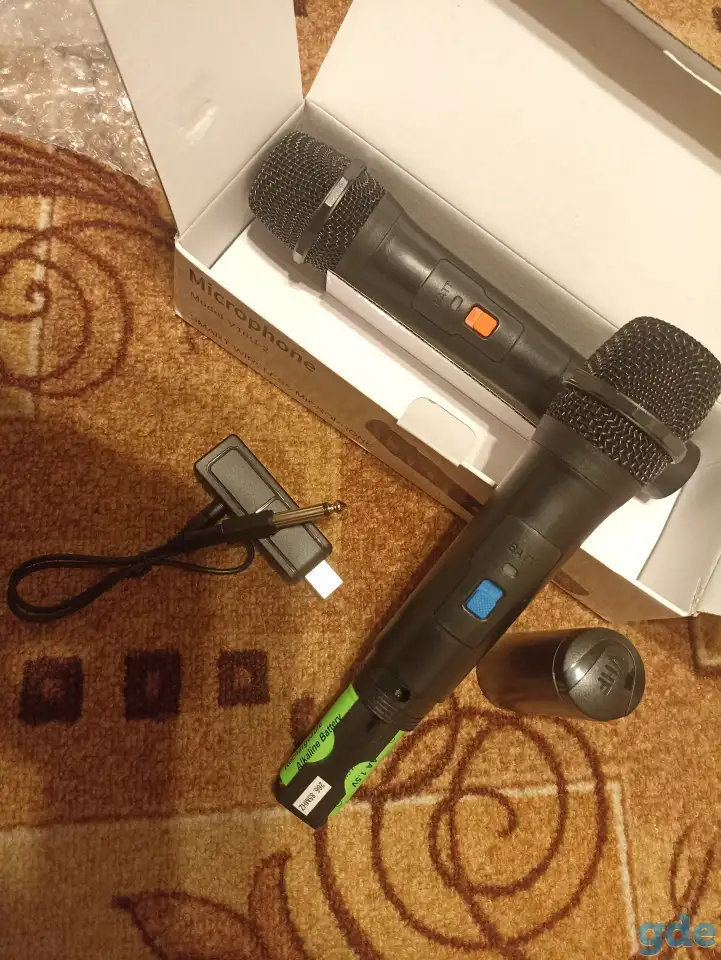 Микрофоны беспроводные два на одной базе USB и 2,5 на 6,3 джэк., фотография 3