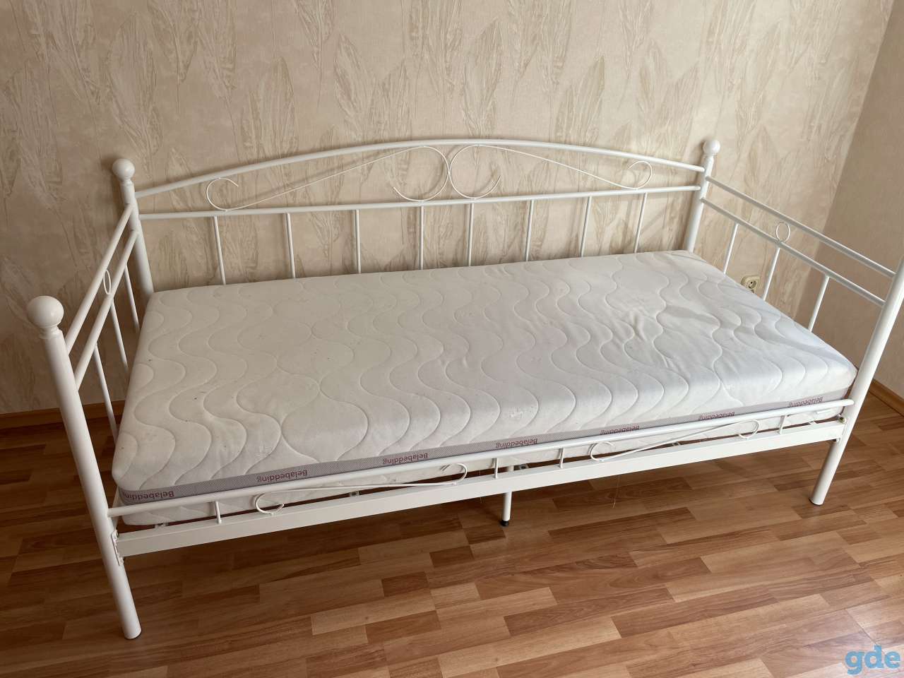 Кровать с матрасом, фотография 3