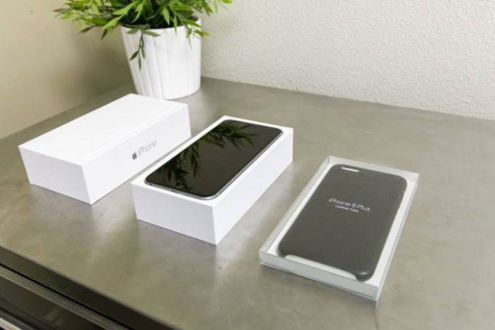 Apple® - iPhone 6 Plus 16GB - Silver (Sprint), фотография 1