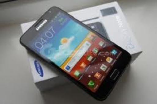 Samsung I9300 Galaxy S III   Skype Instant Chat: .......electronics04, фотография 1