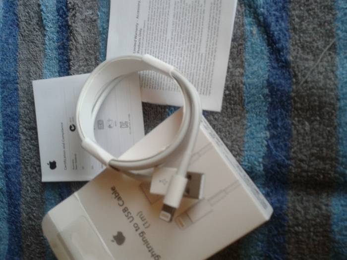 Оригинальный кабель APPLE Lightning USB cable 5.5. 1м/.8мм, фотография 1