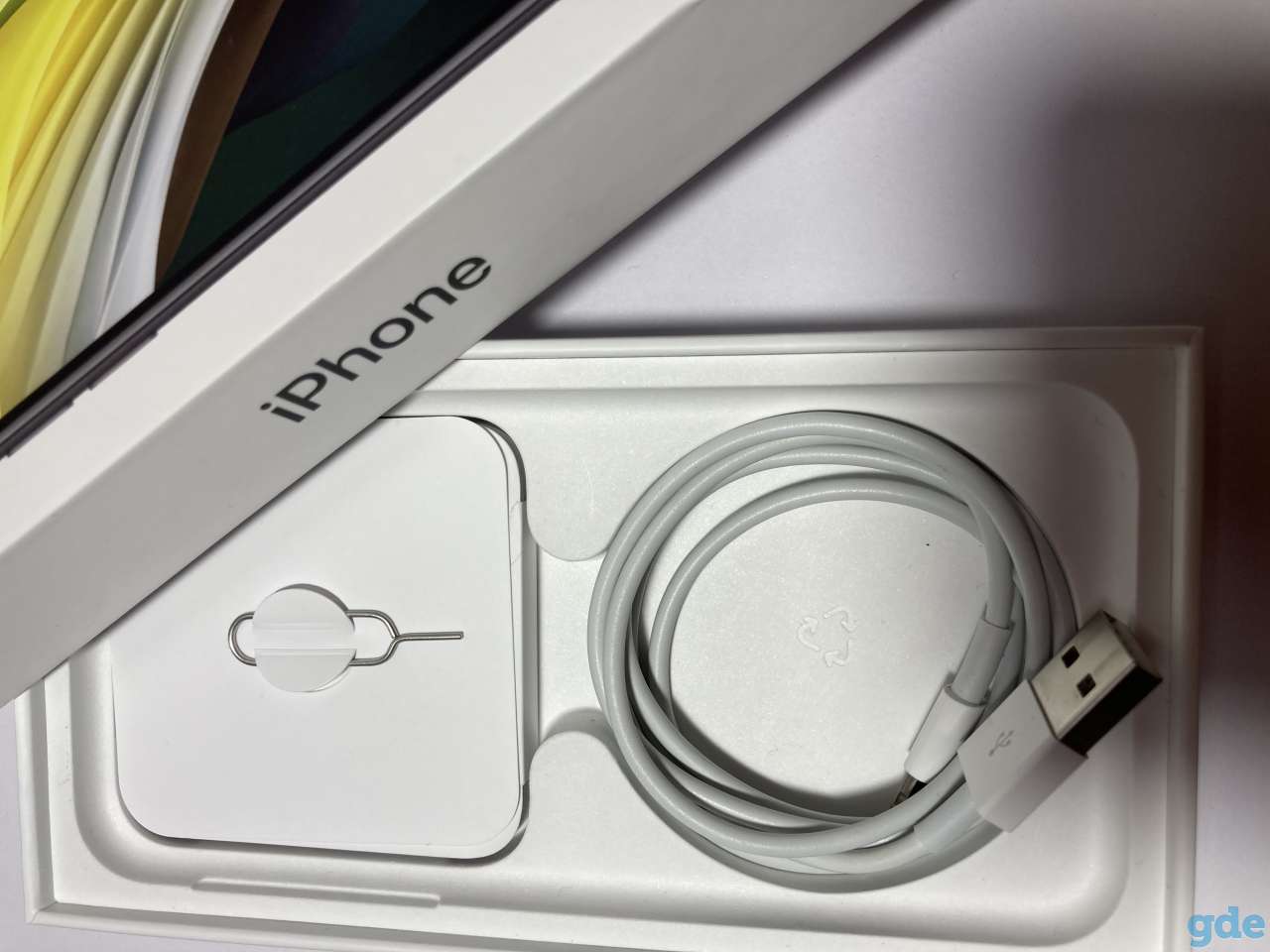 Продам Iphone SE, фотография 4