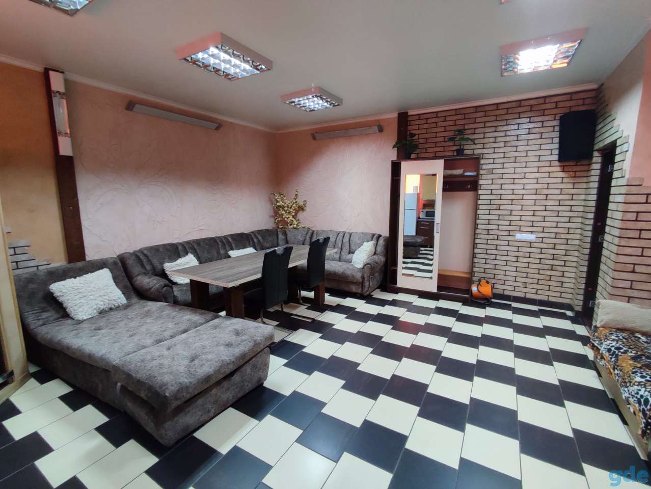 Сдам квартиру, помещение, Кирова 46/2, фотография 1