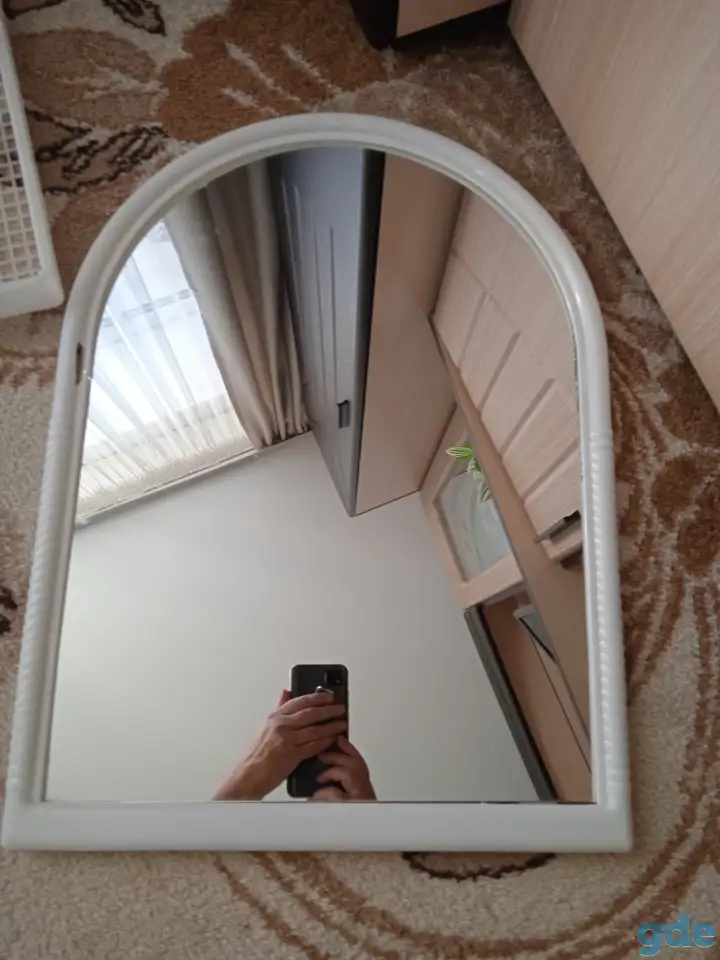 Зеркало, лотки для посуды, фотография 4