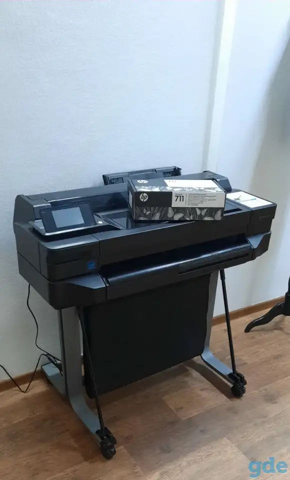 Принтер / Плоттер цветной HP Designjet T520 24 / 36, фотография 1