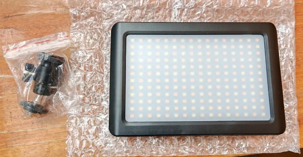 Светодиодный накамерный осветитель PAD LED 192, фотография 1