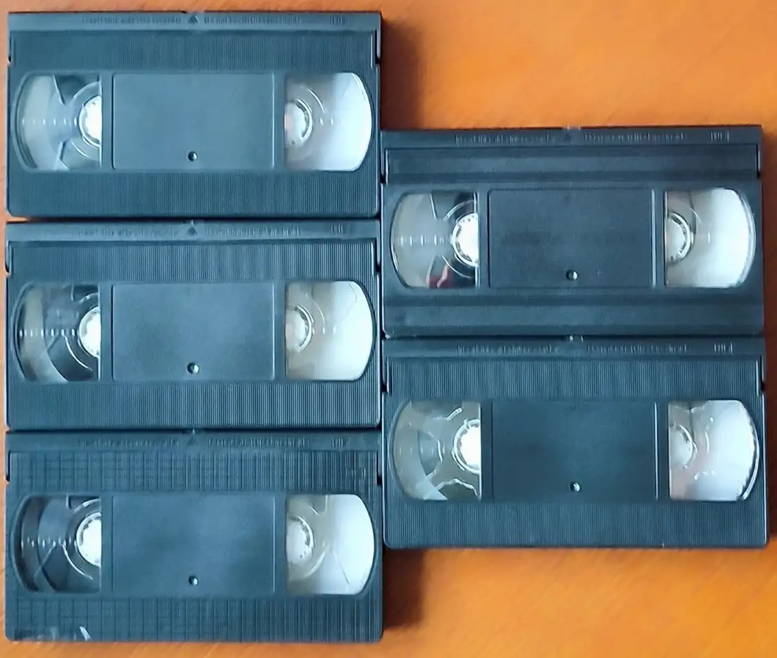 Домашняя коллекция VHS-видеокассет ЛОТ-5, фотография 3