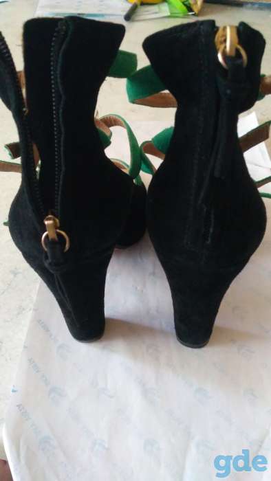 Красивые открытые туфли ZARA р. 39-40, фотография 1
