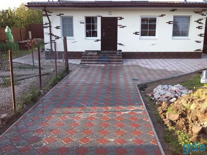 Укладка тротуарной плитки . Бордюрного камня ., фотография 6