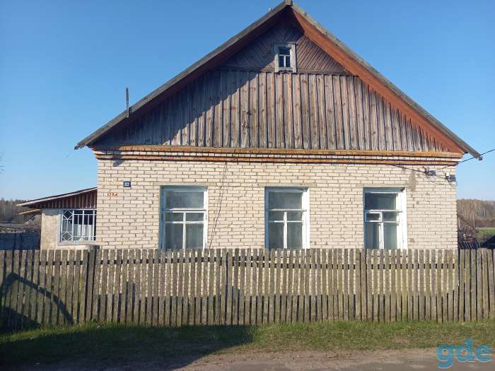 Кирпичный дом, Д.Бобровичи, фотография 2