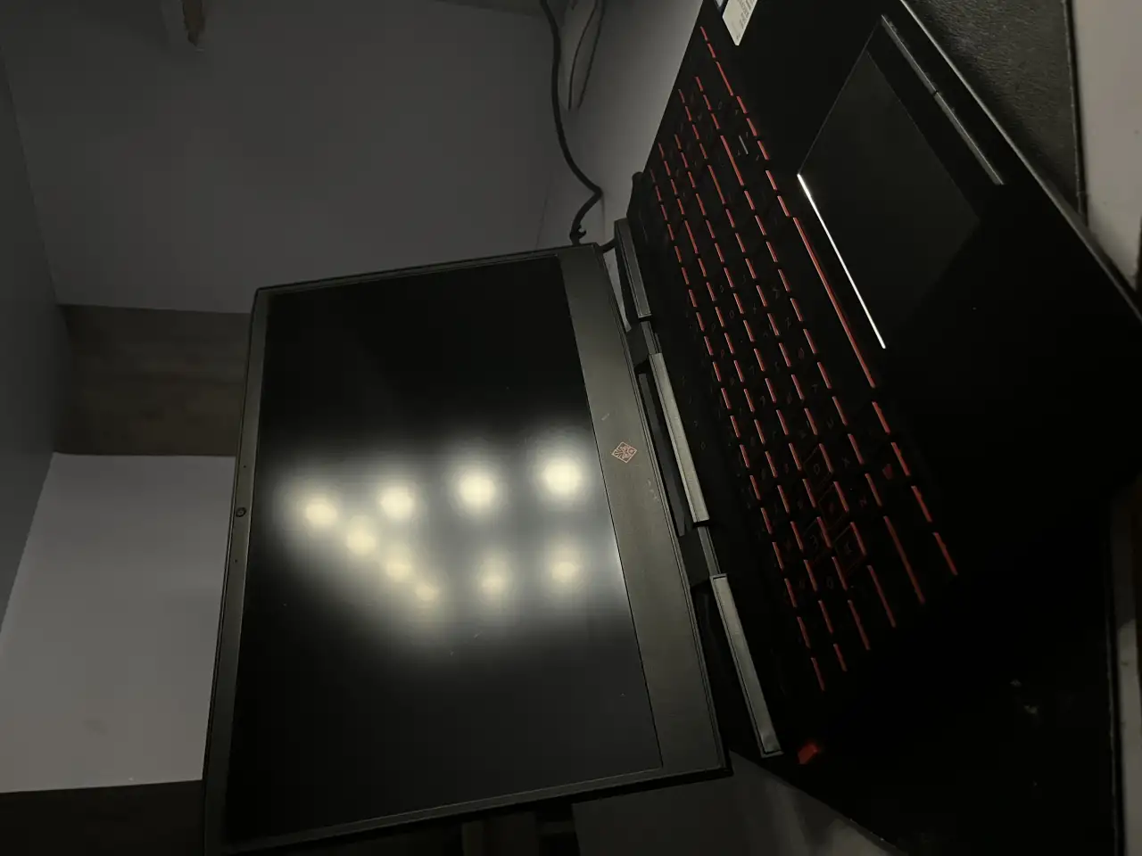 Игровой ноутбук HP OMEN 15-dc1057, фотография 5
