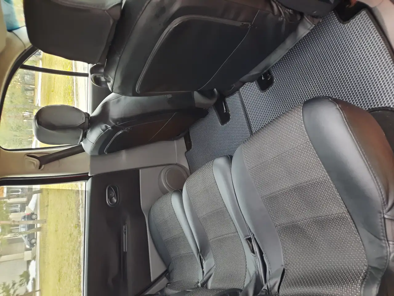 Продажа автомобиля Renault Scenic, фотография 3