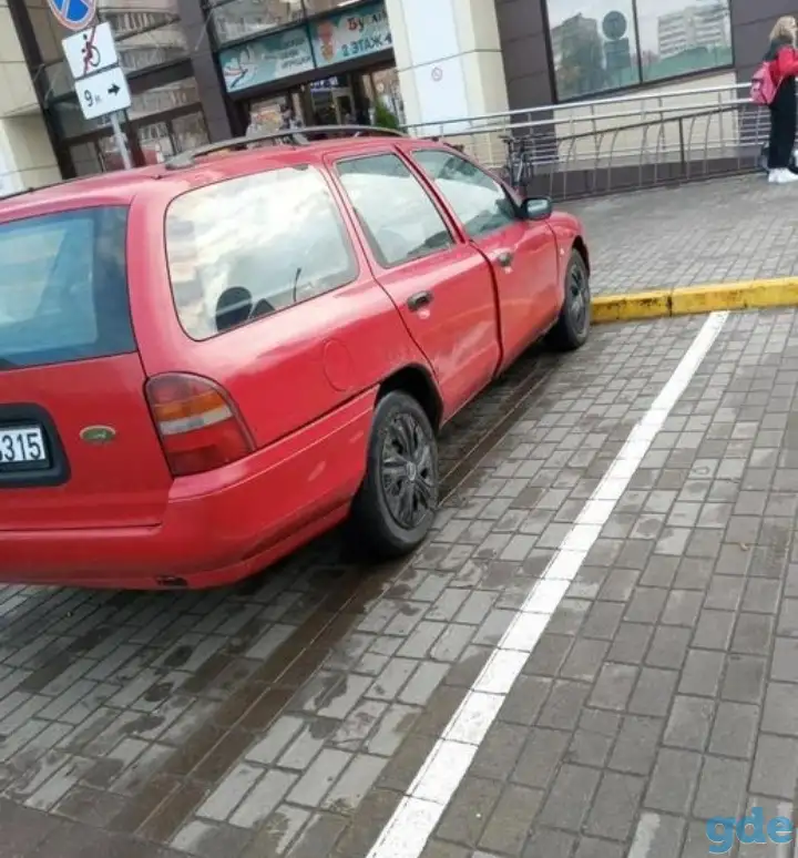 Ford Mondeo 1, фотография 2