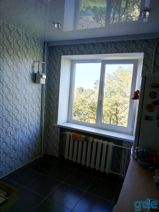 Продать квартиру, ул. Октябрьская, фотография 2