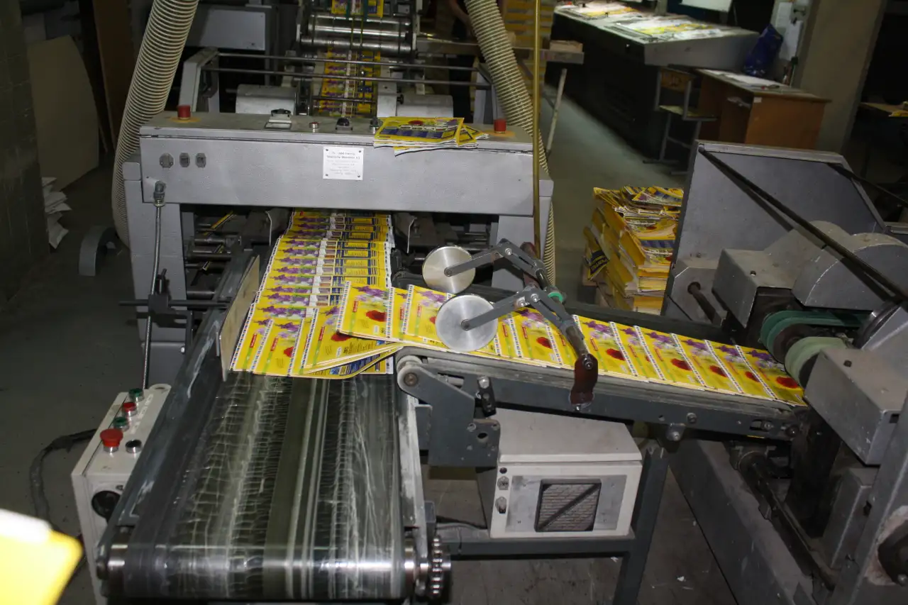 Продается офсетная рулонная печатная машина с газовой сушкой Heidelberg WEB 16, фотография 1