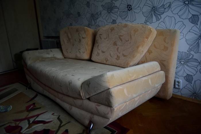Диван и кресло, фотография 1