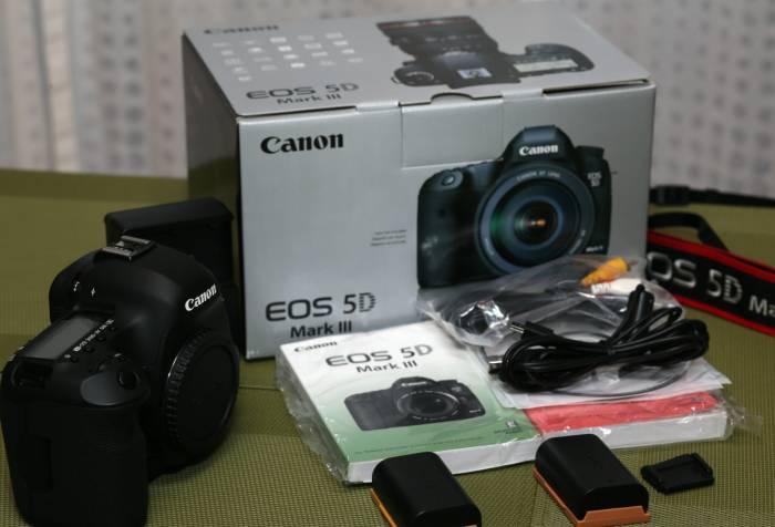 Canon EOS 5D Mark III 22.3MP DSLR камеры Kit, фотография 4