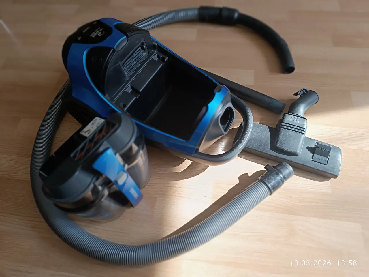 Пылесос Samsung SC885B. Мощность 2200 вт., фотография 3