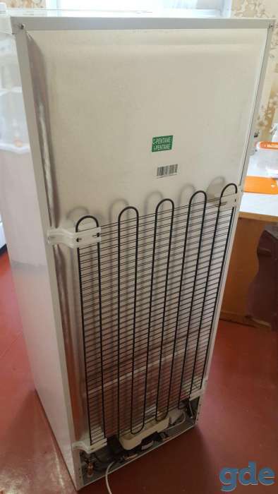 Холодильник с морозильником Beko RDSK240M20W, фотография 3