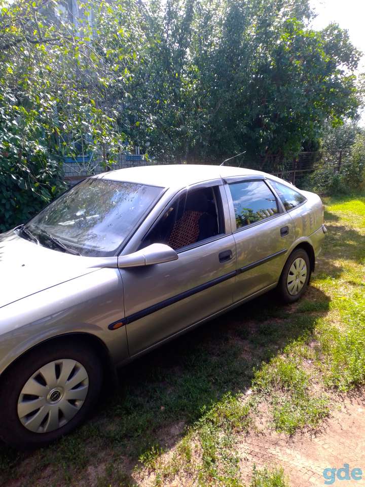 Автомобиль Opel Vectra, фотография 2