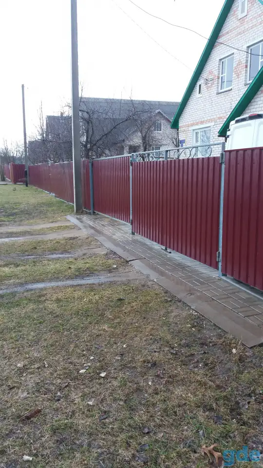 Установка заборов из металлопрофиля, металлоштакетника, изготовление ворот и калиток., фотография 1