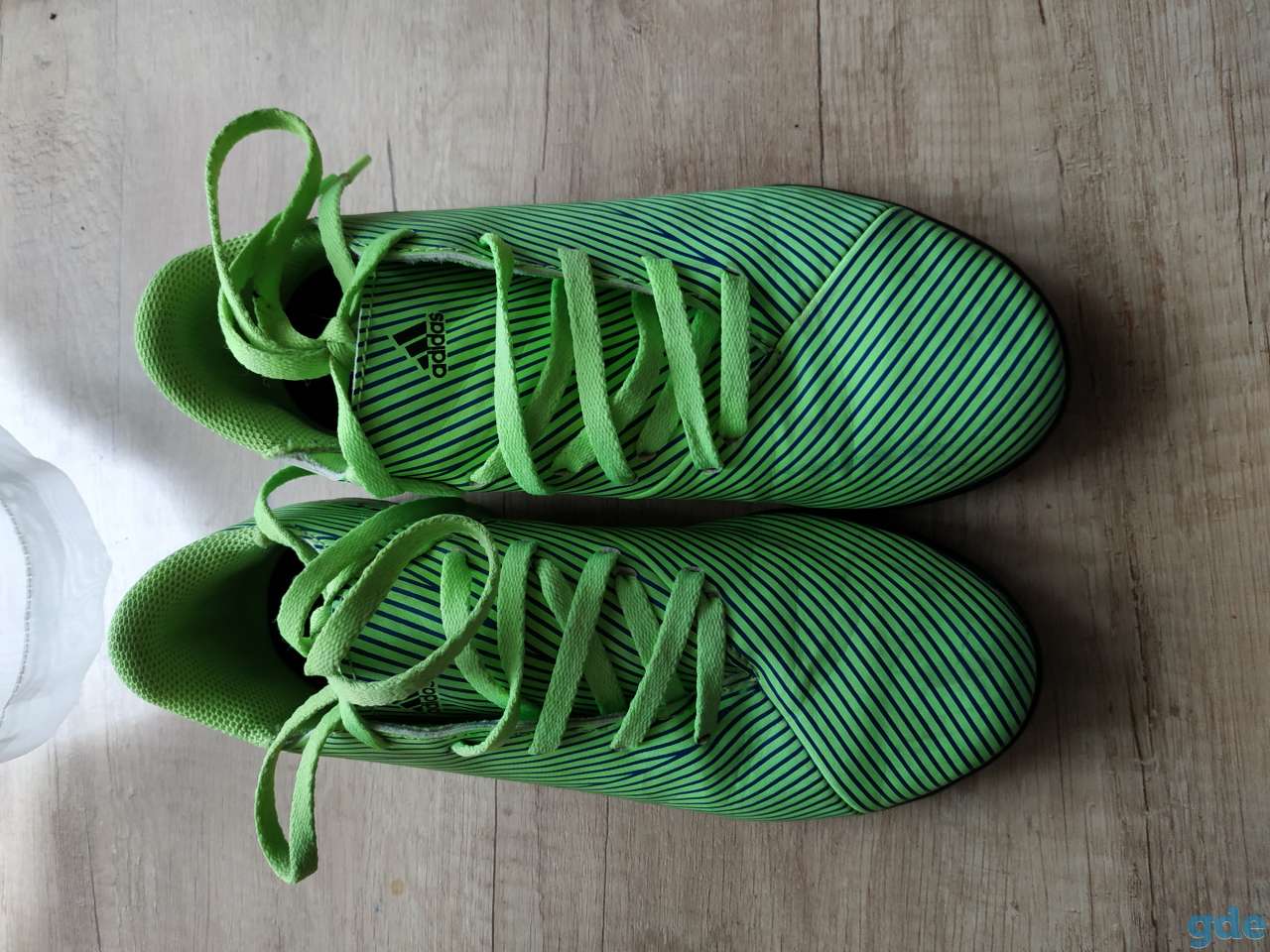 Бутсы adidas немного б/у размер по стельке 21.5 см в очень хорошем состоянии, фотография 1