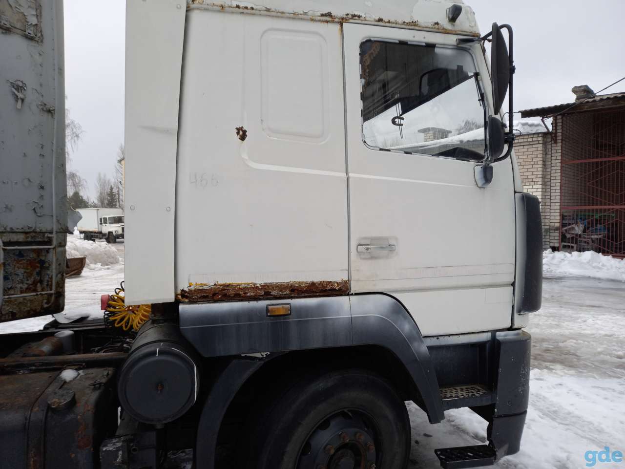 Грузовой седельный тягач MAZ 5440A8 2010 г.в., фотография 6