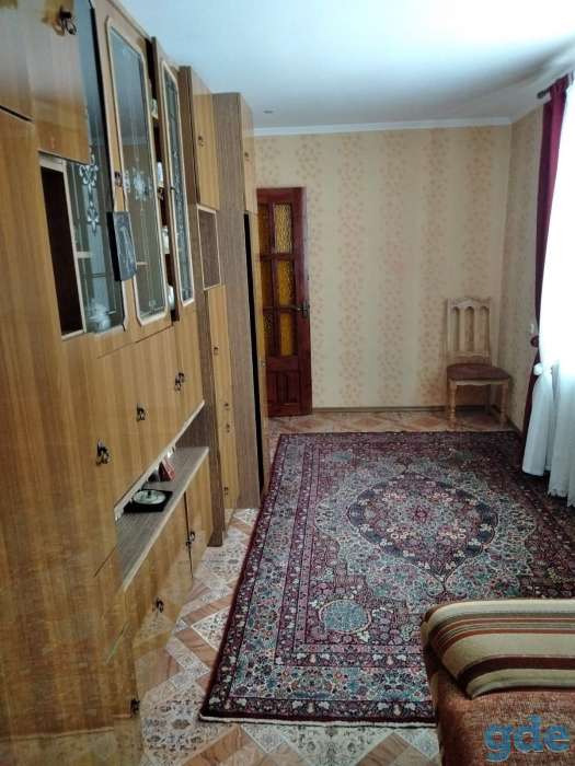 продаю двухкомнатную квартиру пл.42,7 кв.м, с обстановкой, 1-й этаж, ул. Лермонтова 16, фотография 2