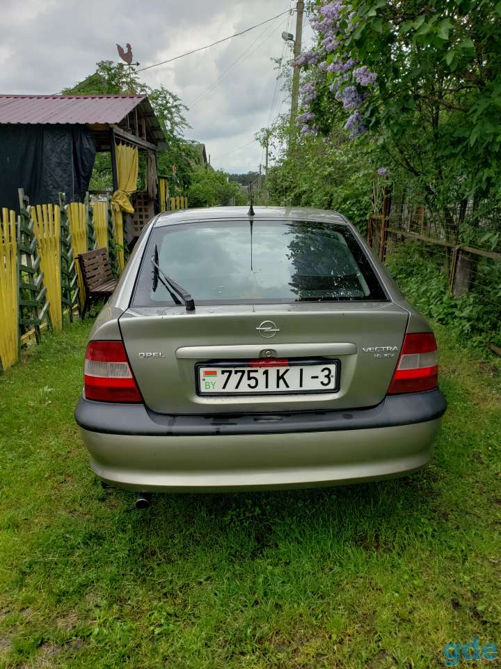 Автомобиль Opel Vectra, фотография 7