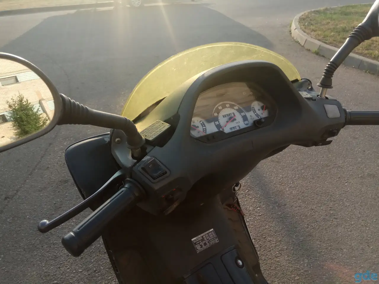 Honda Pantheon 125 двухтактный максискутер, фотография 6