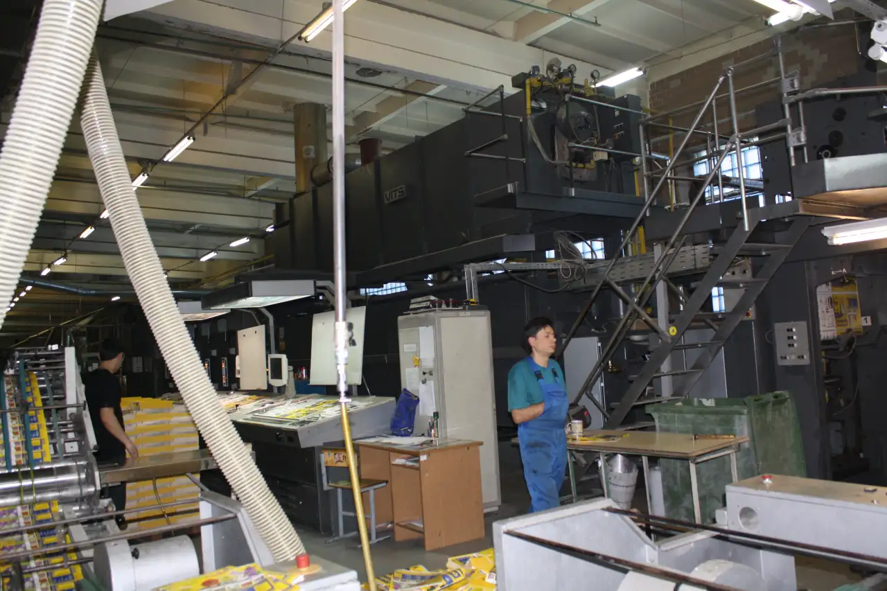 Продается офсетная рулонная печатная машина с газовой сушкой Heidelberg WEB 16, фотография 3