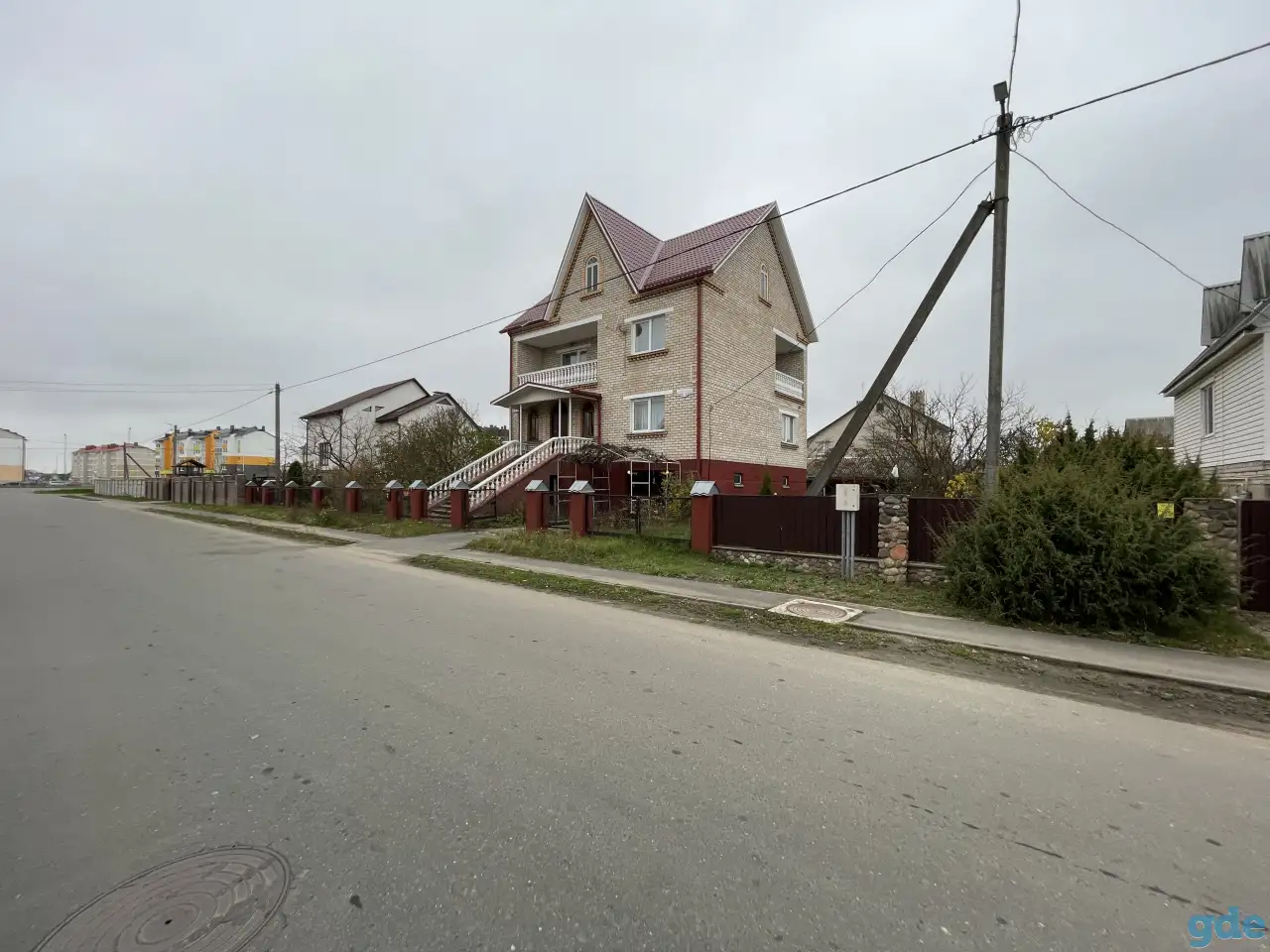 Продам коттедж в г. Слуцке, ул. Геологическая. Цена 241 340 руб c торгом, фотография 2