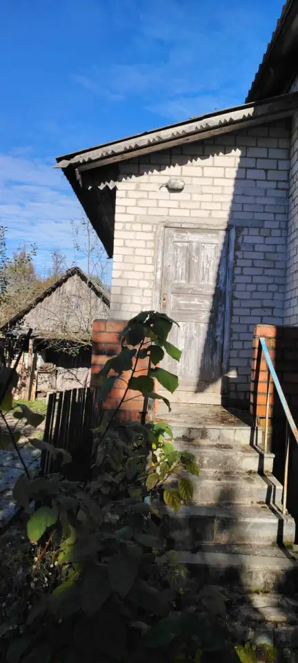 Продажа жилого дома в живописном месте с видом на лес, фотография 1
