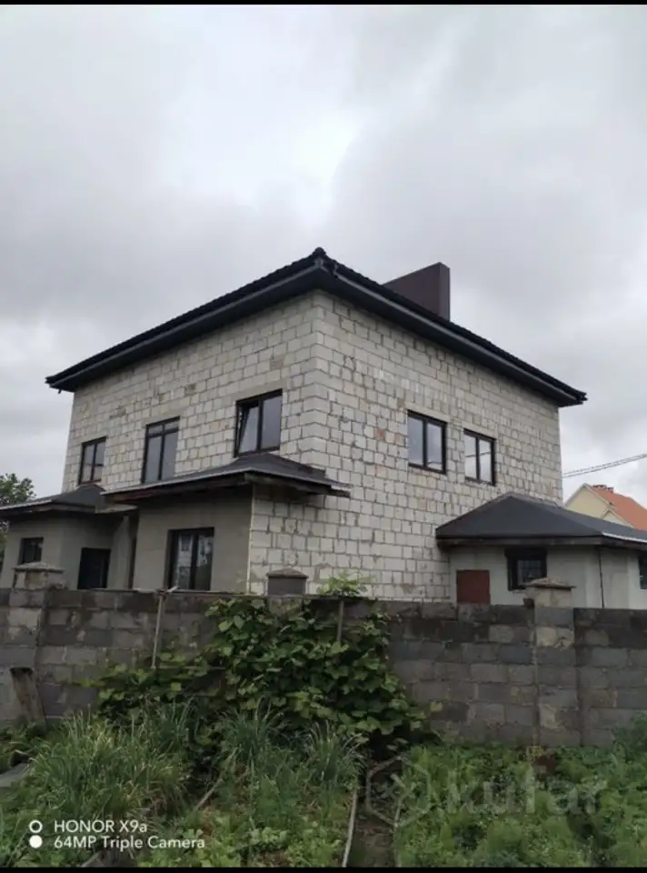 Дом 3 этажа 2 гаража ул Малая Радужная д 20, фотография 1